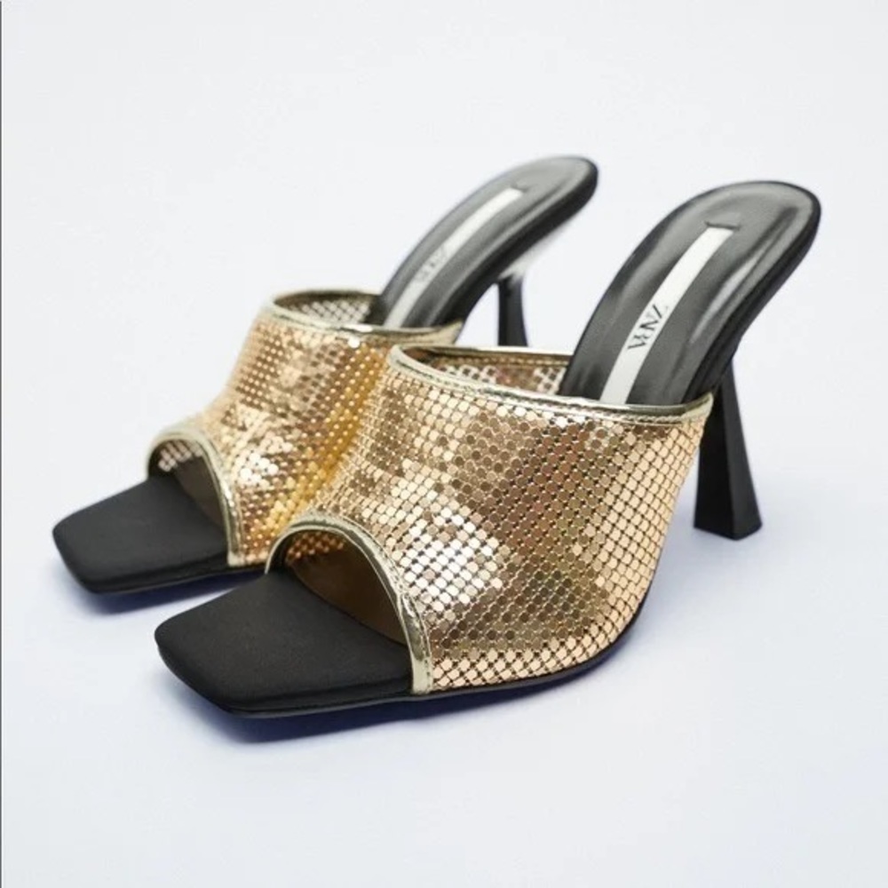 Zara Gold Mesh/Chainmail Detail Black Heeled Sandal Size 38/7.5